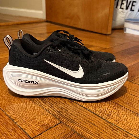 Nike Vomero ZoomX Running Shoes - Picture 2 of 5